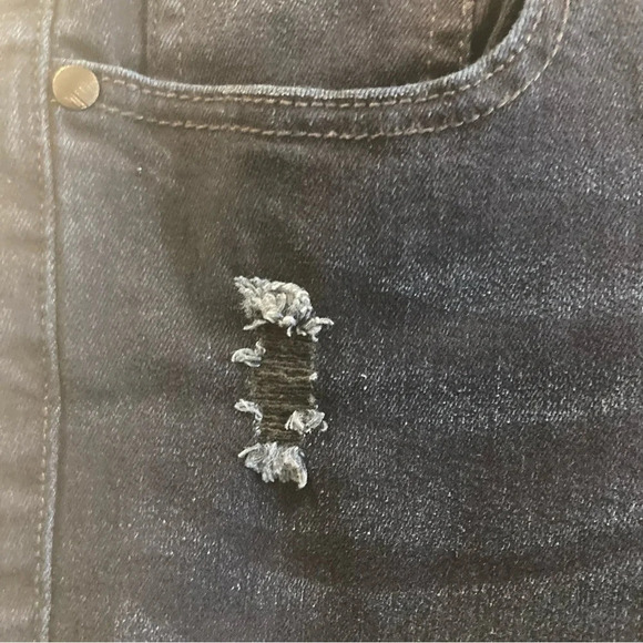 CABI Sz 32 Mid Rise Skinny Mid Wash Lightly Distressed Jeans - Picture 4 of 12